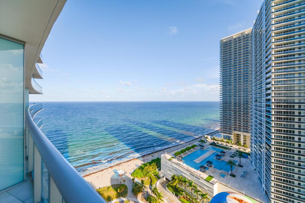 Apartamentos en Hollywood Beach | Con Vista al Mar beachsidecondowithamesmerizingoceanviewhollywood
