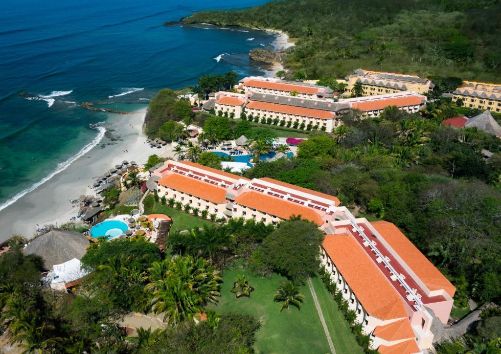 Best Hotels in Punta Mita, Mexico | Hotels and Resorts familyselectionatgrandpalladiumvallartaresortspa allinclusive