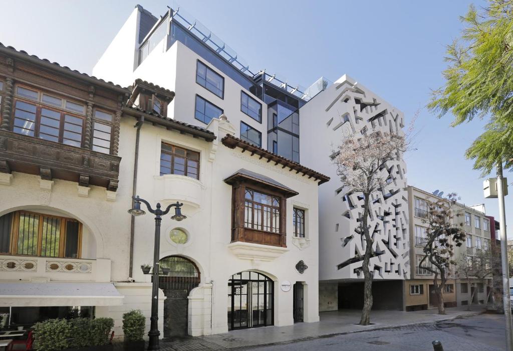 Hoteles en Santiago de Chile hotelcumbreslastarriasantiagoupdatedprices2024
