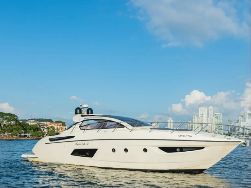 Yates en Cartagena Yate Myriam Esther V 5